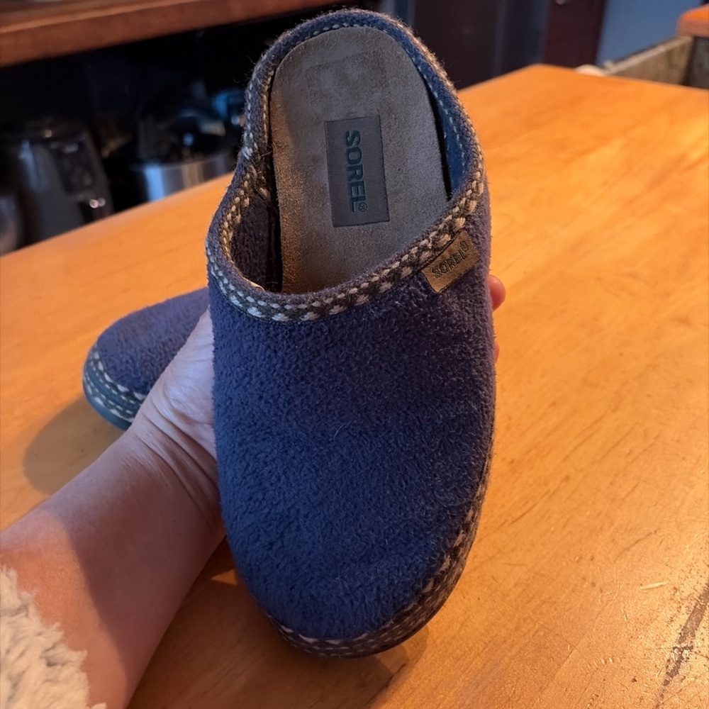 Sorel Royal Blue Fleece Slip-On Clogs/slippers women’s size 7 - Picture 2 of 9